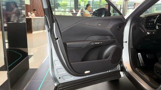 Lexus RX 500h F Sport 2025: Características, Versões e Motorização