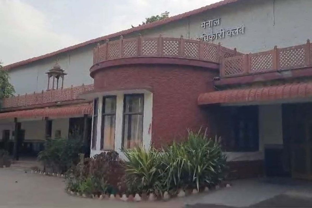 रेलवे ऑफिसर्स क्लब की सुरक्षा में गम्भीर लापरवा...