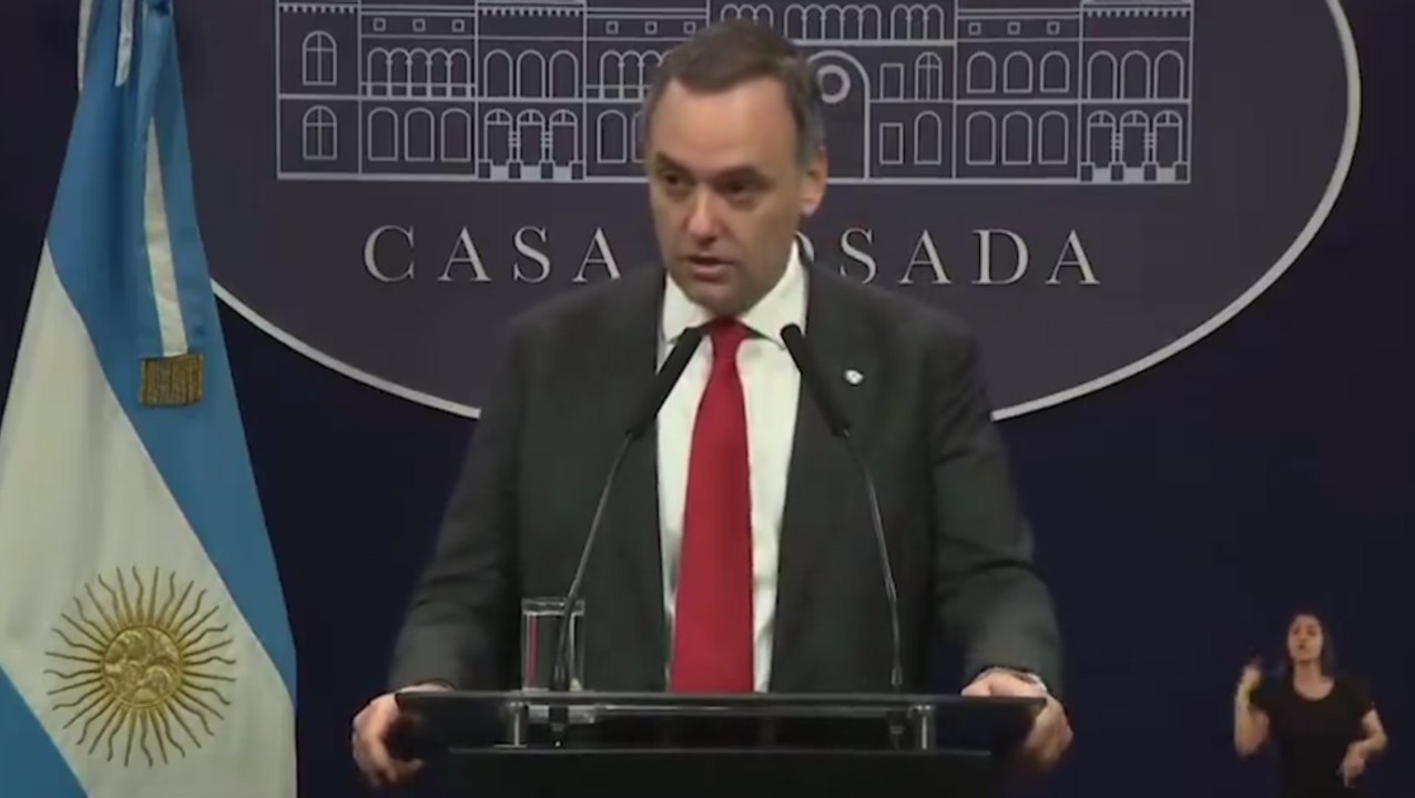 El gobierno argentino insta a Pedro Sánchez a pedir disculpas por la "catarata de insultos" vertida por miembros de su gabinete
