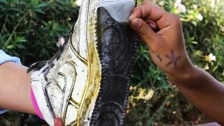 Breathe life into your old sneakers with this awesome idea!