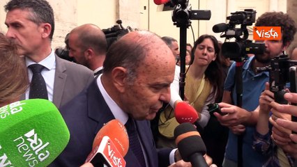 Funerali di Franco Di Mare, Vespa: "Di lui ricordo la grande umanit?"