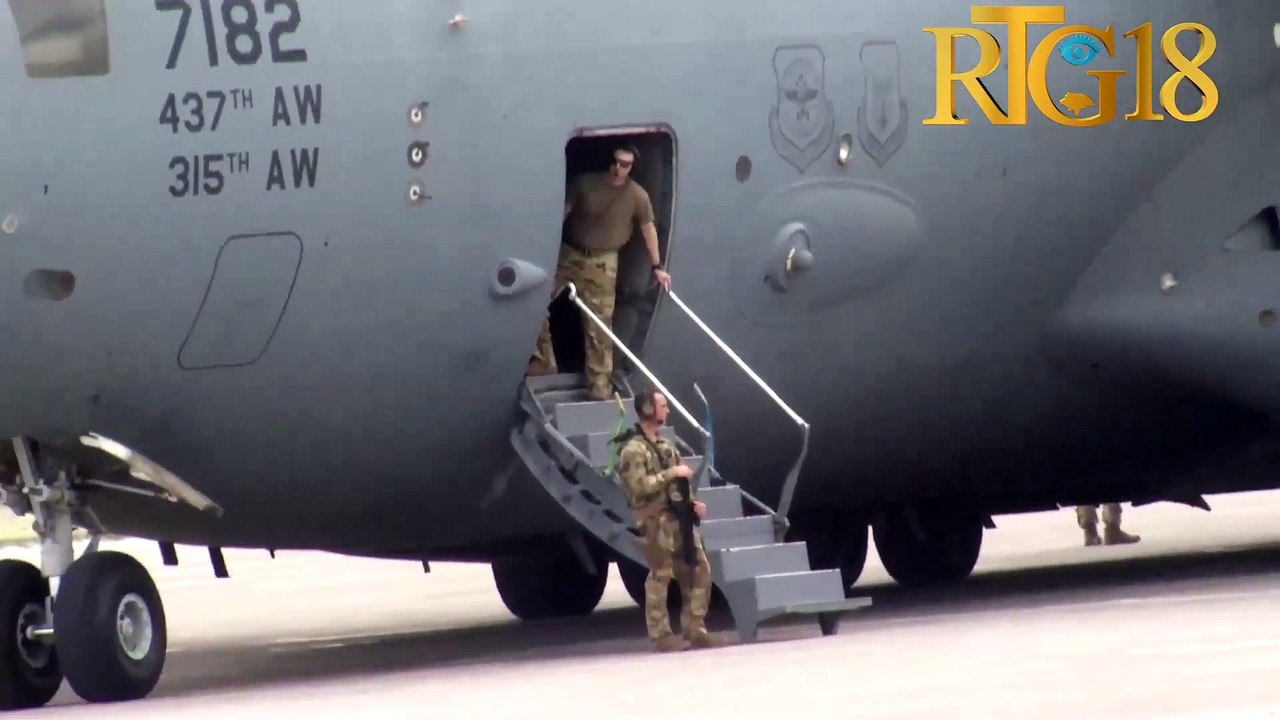 2 avyon militè Ameriken imatrikile 7182,1105 ak 2 elikoptè ateri nan ayopò INTL Toussaint Louverture