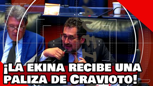 ¡VEAN! ¡’La EKINA’ RECIBE UNA BRUTAL PALIZA de CRAVIOTO por DEFENDER al ‘BOTARGUITO’ de XÓCHITL!