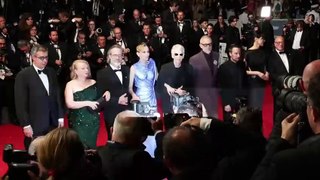 Alfombra roja en Cannes para 'The Shrouds', la nueva película de David Cronenberg