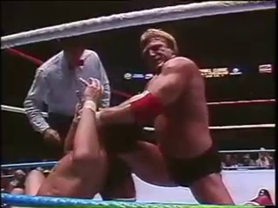 Paul Orndorff vs. Tito Santana - 5/21/1984 - WWF