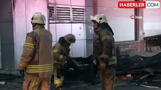 Sultanbeyli'de Soğuk Hava Deposunda Yangın