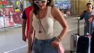 Sara Ali Khan Spotted At Airport
