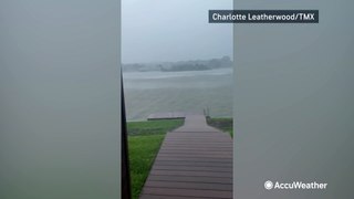 Texas woman flees inside after close lightning bolt