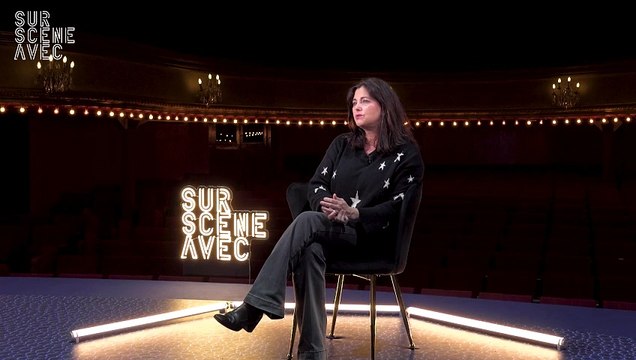 Cristiana Reali évoque ses filles Elisa et Toscane dans le premier épisode de Sur scène avec , format original de Webedia.