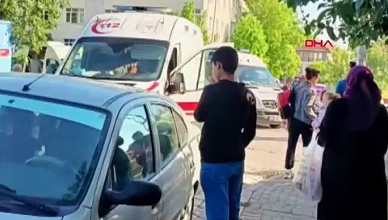 İstanbul'da liselilerin kavgası kanlı bitti