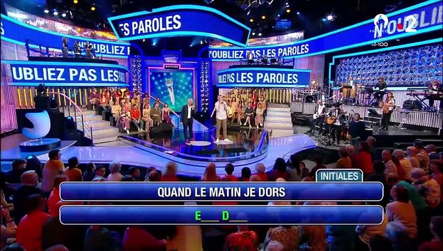 Pierre en difficulté dans N'oubliez pas les paroles mais toujours en jeu, à combien s'élève sa cagnotte ?
