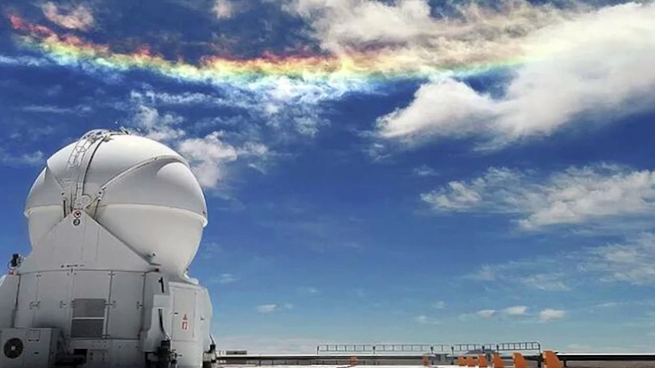 15 Unexplained Phenomena in the Sky