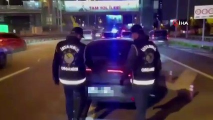 İstanbul'da silah kaçakçılarına operasyon: Cephanelik ele geçirildi