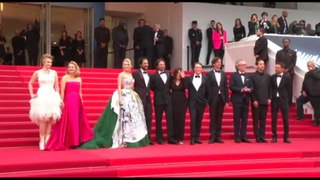Cannes, red carpet per il biopic su Trump 