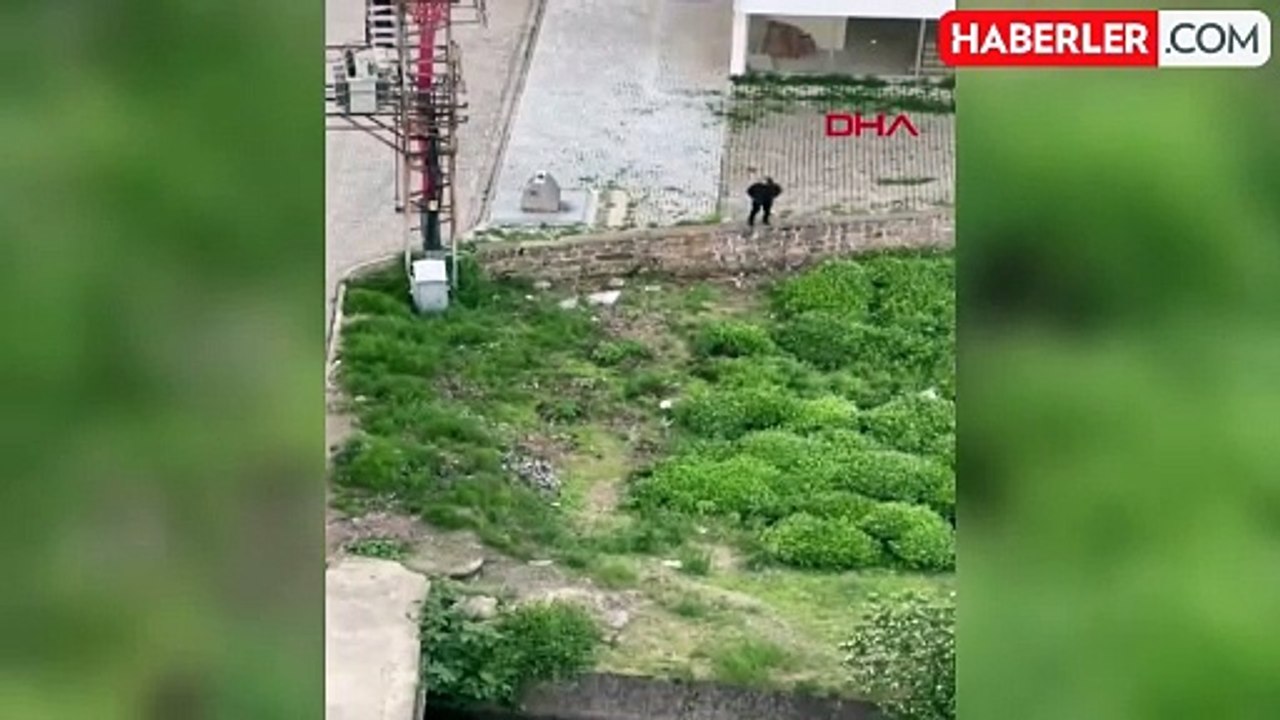 Önce tekmeledi, sonra katletti! Dehşet anları saniye saniye kamerada