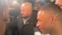 PSG - Mbappé et plusieurs de ses invités à la sortie de sa soirée d'adieu