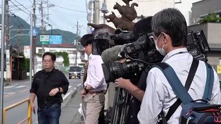 Cidade japonesa instala rede preta para impedir vista para o Monte Fuji