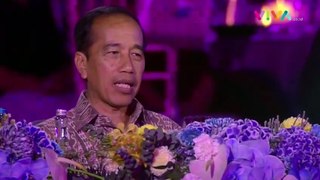 Momen Asyik Jokowi dan Menteri Joget Sambil Ikut Nyanyi