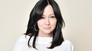 Shannen Doherty Charmed hayranlarını desteğe çağırdı!