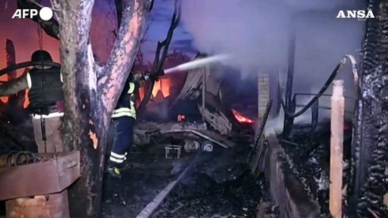 Ucraina, attacco russo con droni su Kharkiv: danni e almeno 7 feriti