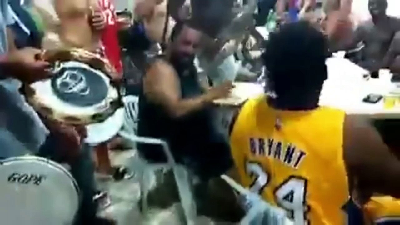 SAMBA COM SAXOFONE