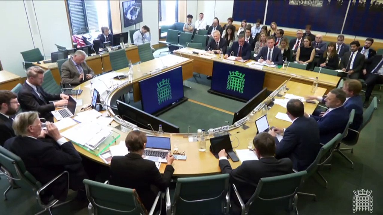 David Cameron 'really worried about long delays' with post-Brexit fingerprint checks