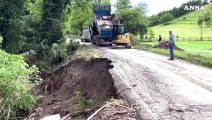 Maltempo in Emilia-Romagna, frane e strade interrotte sopra Bazzano