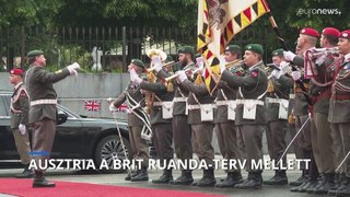 Ausztria támogatja a brit Ruanda-tervet