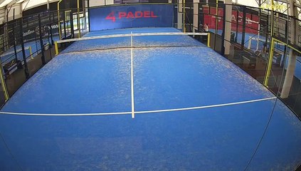 Corentin 21/05 à 15:49 - Padel Piste Babolat (LeFive Marville)