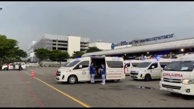 Severa turbolenza, un morto e 30 feriti su un aereo della Singapore Airlines