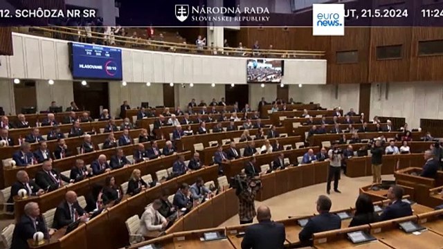 Parlamento eslovaco aprova resolução que condena violência política e pede fim de cultura de ódio