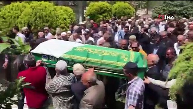 Oğlu tarafından benzin dökülerek yakılan anneye son veda