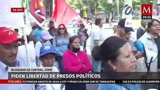 Manifestantes realizan bloqueos sobre el Eje Central Lázaro Cárdenas, CdMx