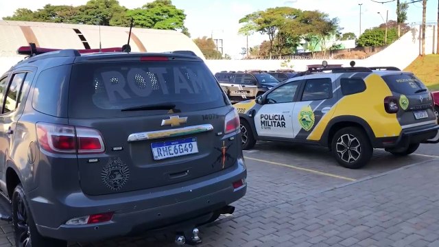 Família do crime: Mãe e filho são presos com drogas e revólver no Cascavel Velho