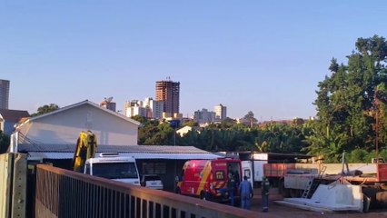 Trabalhador é prensado por laje no Alto Alegre