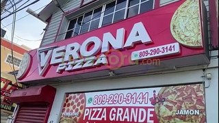 -Ayuntamiento de SFM impone multa a una pizzería por lanzar desechos solidos en la vía publica