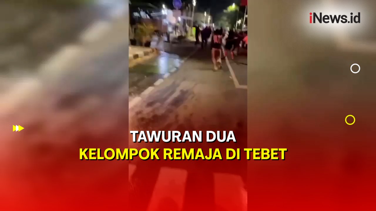 Viral! Aksi Tawuran Pecah di Tebet, Dua Kelompok Saling Serang dengan Sajam