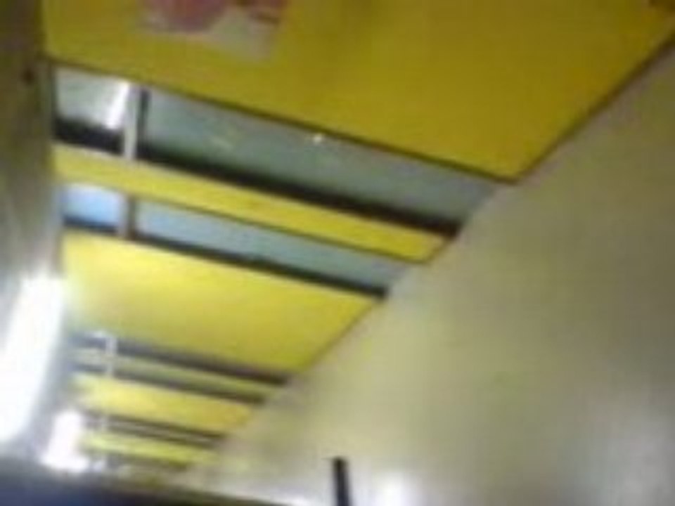 Patator dans l'internat porte explosée !!!