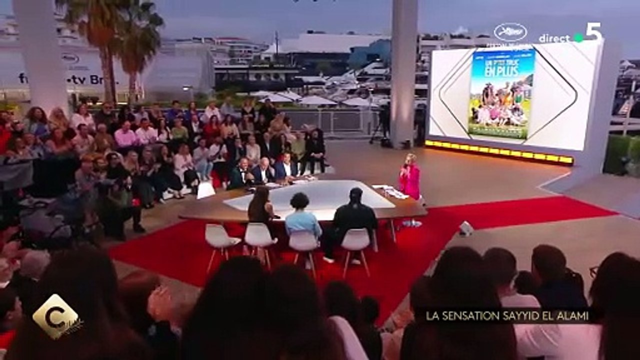 Artus : cette erreur sur son tatouage autour du film "Un p'tit truc en plus"