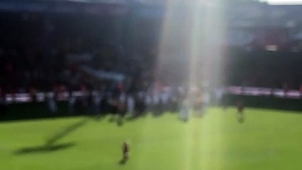 Luton Fans Chant for Sambi Lokonga to Stay ⚽