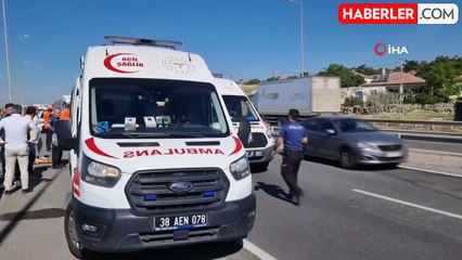 Tırın dökülen malzemesi nedeniyle 11 kişi yaralandı