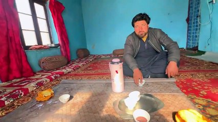 Aaj Dost K Ghar Dawat Par Chala Gya