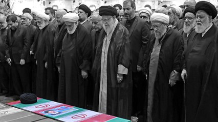 Reisi’nin Tahran’daki cenaze töreninde yoğun kalabalık