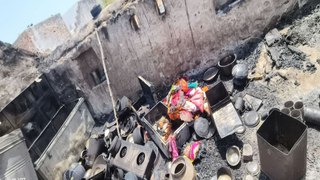 शॉर्ट सर्किट से झोंपड़ी में लगी आग,  गरीब परिवार सब कुछ जलकर राख
