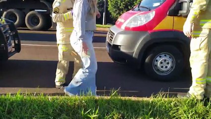Motociclista fica ferida após colisão no Trevo da Portal, na BR-277