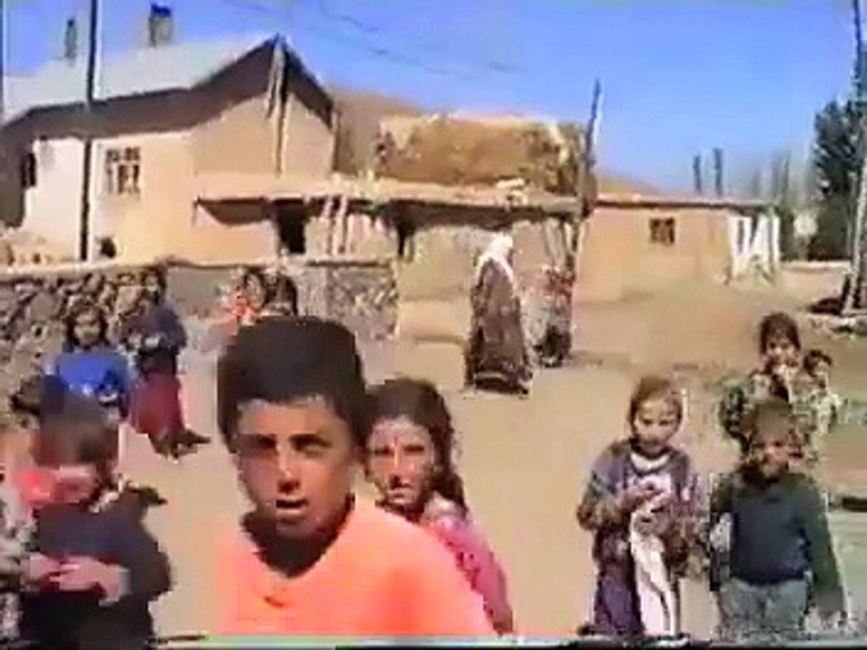 tışux İkizler Köyü