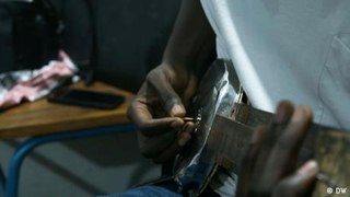 Congo: Kinshasa band rocks with recycled instruments
