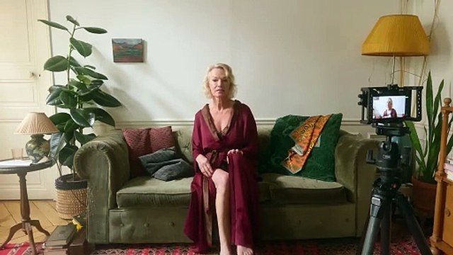 Une dernière fois Bande-annonce VF