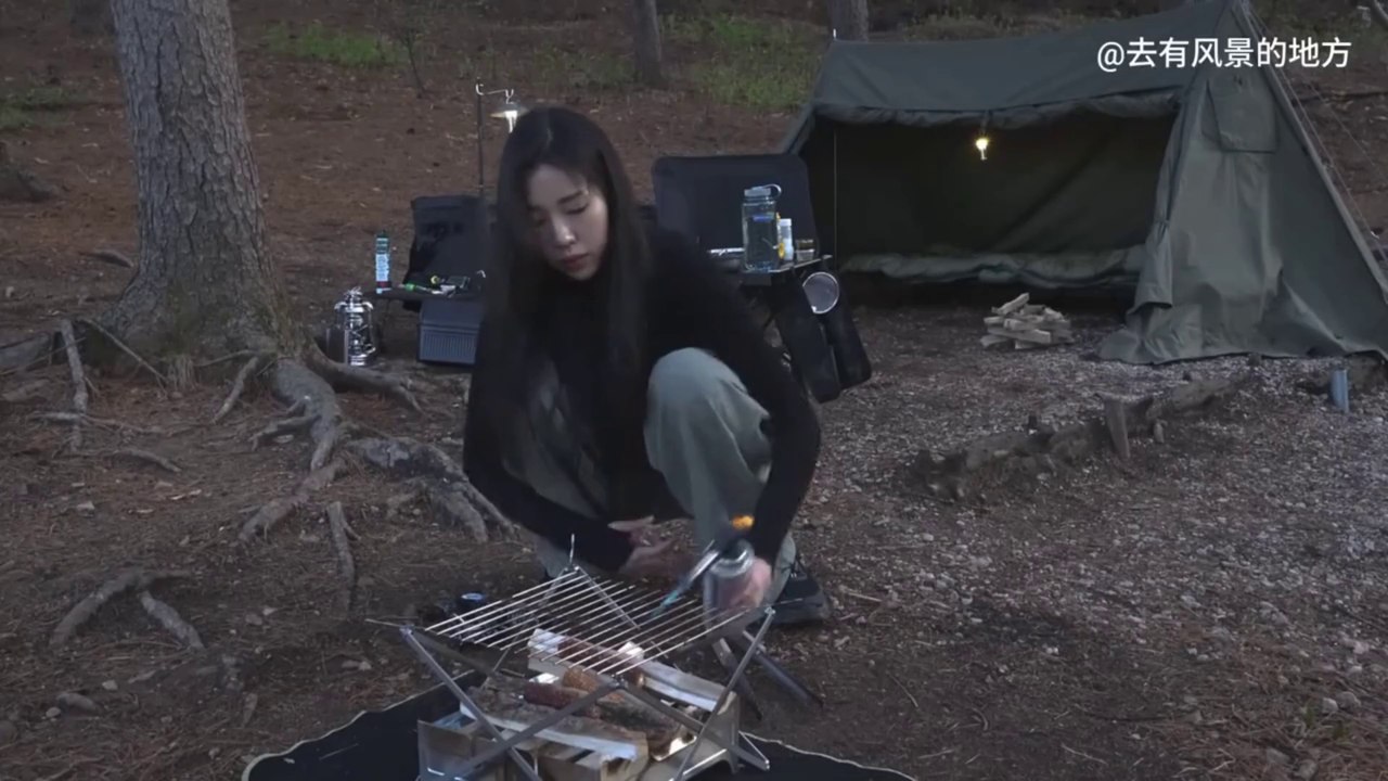 "️ Come on, Babies! Real Camping Girl Takes on Rainy Days - A Perfect Match for a Comfortable Time⛺️✨