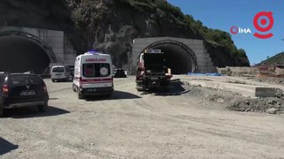 Trabzon'da tünel iskelesi çöktü: 5 işçi yaralandı